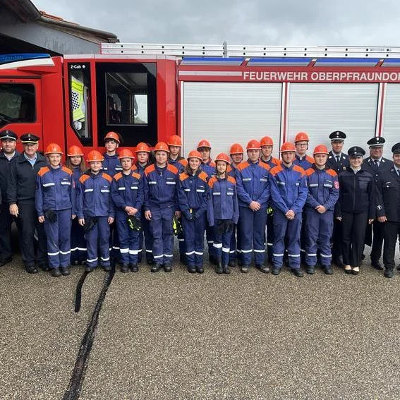 Gruppenbild Abnahme bayerische und JF.jpeg