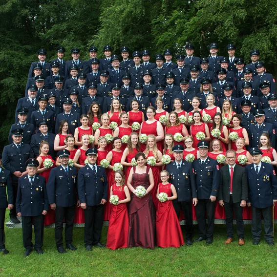 Gruppenbild 125-Jahre.jpg
